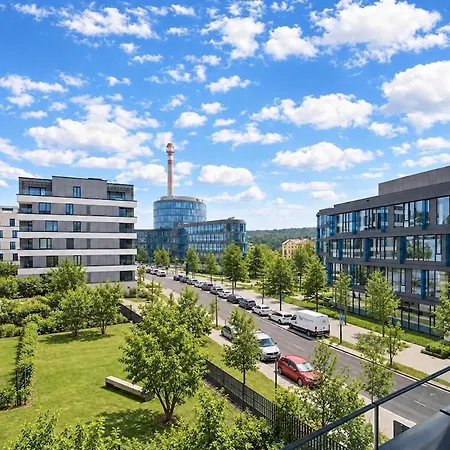 Apartment Family Near With Garage & Balcony *